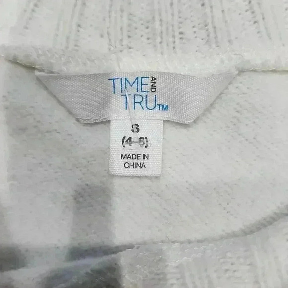 Time and Tru Women's Cable Knit Long Sleeve Pullover Sweater White Size Small - Picture 4 of 8